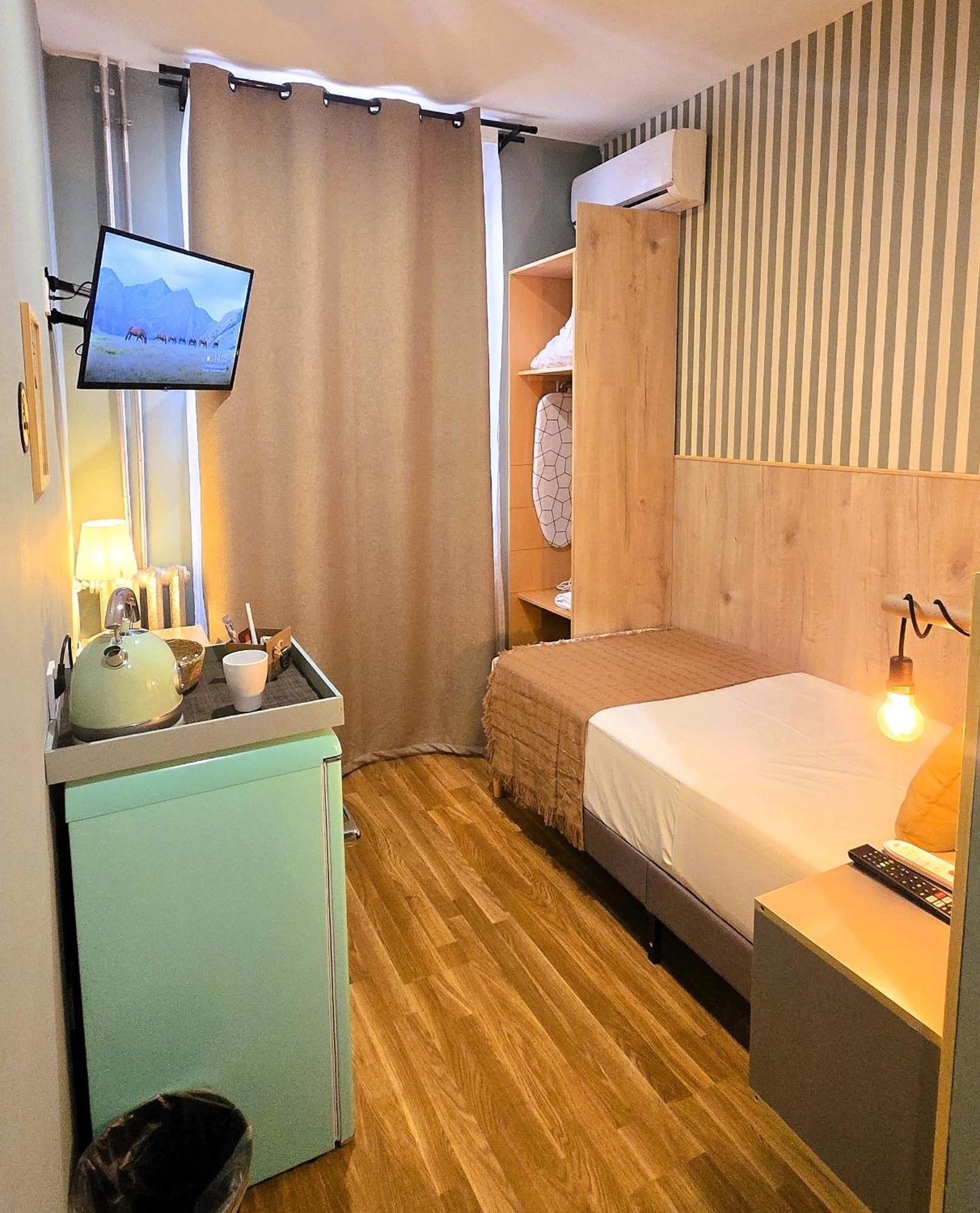 Luxury Green Hostal Madrid Gran Via Exterior foto